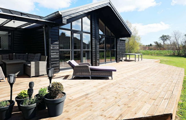 8 Person Holiday Home in Hals-by Traum - Foto 1