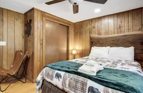 Twin Pines Retreat - Lake, Firepit and Games - Foto 46