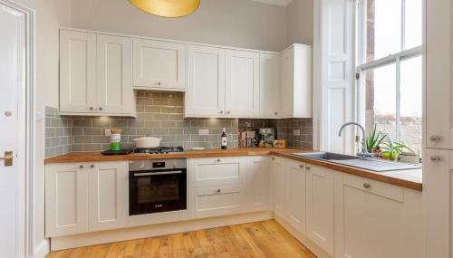 Beautiful Victorian Apartment close to the Botanical gardens, Free parking! - Foto 2