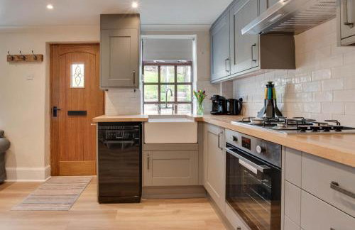 2 Bed in Whitby oc-w904 - Photo 4