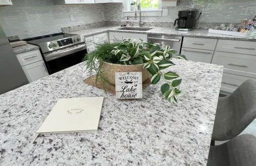 Gardner Lake 2 Queen/1King/2 Bath/Laundry- Private - Foto 11