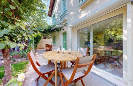 Appartement design et cosy avec terrasse a 10min de Paris et RER C Vitry sur Seine a 150m - Foto 4