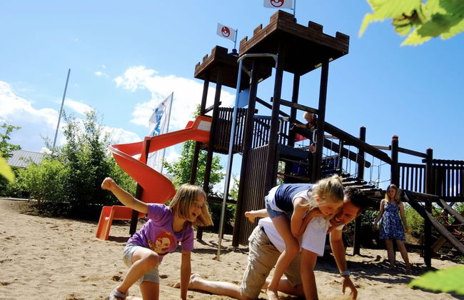 Restyled Villa with Washing Machine near River Moselle - Foto 17