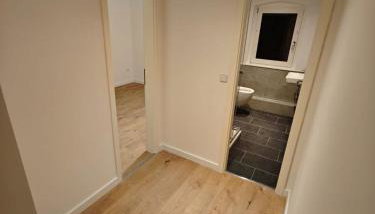 Neu saniertes Penthouse Apartment mit offener Wohnküche - Foto 3