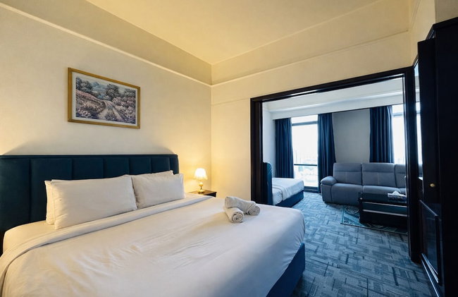 Luxy Service Suites At Times Square - Photo 27