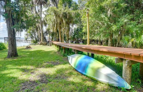 Little Lake George Hideaway with Furnished Boathouse - Foto 24