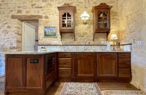 New Listing! Maison Delluc with Spectacular Vistas - Foto 32