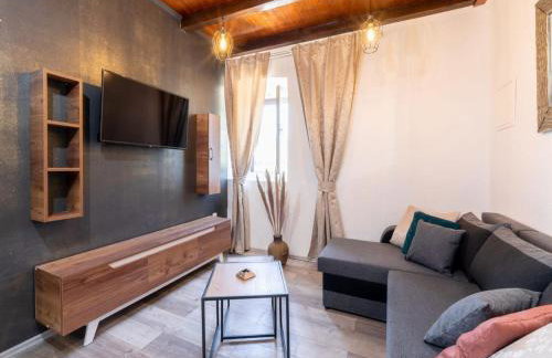 Stone House Prapatna-Two Bedroom Holiday Home with Swimming Pool - Foto 6