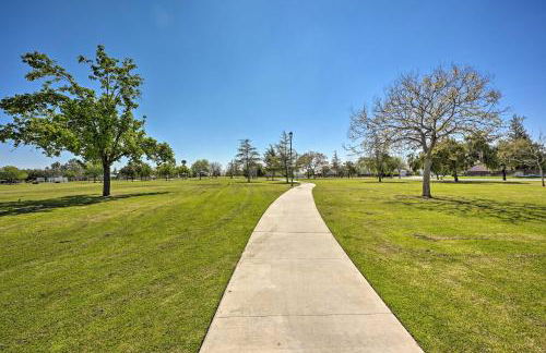 Inviting Bakersfield Home with Spacious Yard! - Photo 19