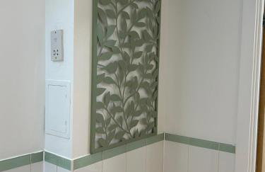 4 Beds 2 Bath Lift Refurbished MONTHLY DISCOUNTS - Foto 33