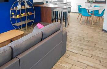 Maison plein pied Béthune avec place de parking, jardin clos et terrasse exterieure, quartier calme proche centre proche gare, capacité 4 personnes - Foto 5