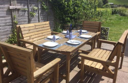 Croak Cottage, Frogmore - Foto 7