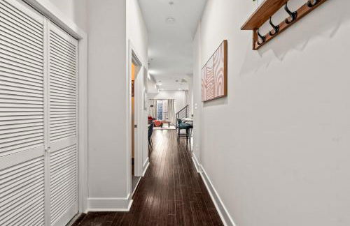 Luxury 3BR Rooftop Apartment Walk to MET and Metro - Foto 11