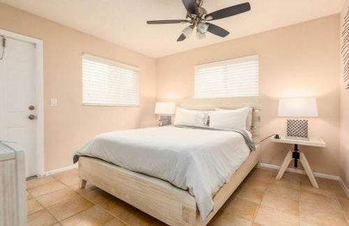 The Retreat 1 - Wilton Manors - Photo 9