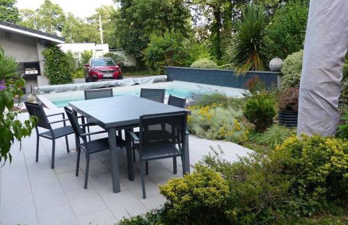 Villa standing piscine privée en écrin de verdure - Foto 27