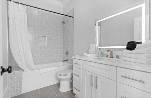 Modern Home Overlooking Downtown - Foto 35