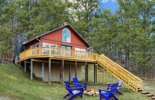 Loft Cabin w, Hot Tub, Fire Pit, Huge Deck & WiFi! - Foto 14