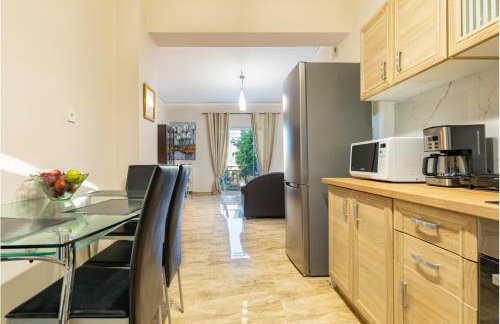 Blissful Residence with Pool by 8essentially - Foto 36