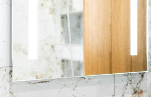 Four Bed House - Sleeps 7 - Garden - Parking - Smart TV 6COK - Photo 32