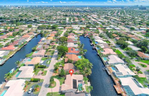 Canal - Water view, private pool, near beach - Foto 29
