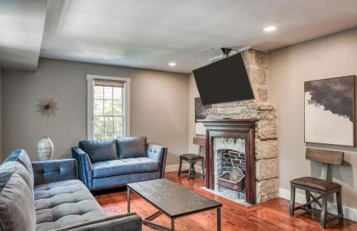 Colonial Quarter hideaway with modern comforts & balcony - near the beach - Photo 3