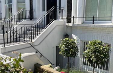 Stylish 3-bedroom flat in Kensington - Foto 4