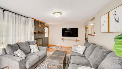 Walk to Water Lake House in Suring! - Foto 3