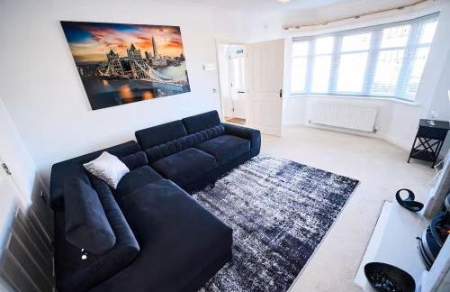 Modern 4-Bed Home, Tranent - Foto 8