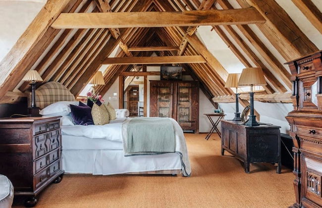 Lavish Tudor Estate Gardens - Sleeps 25 - Foto 29