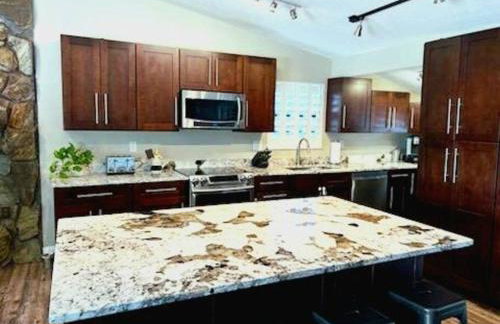 Palm Harbor Waterfront with pool & Game room - Foto 17