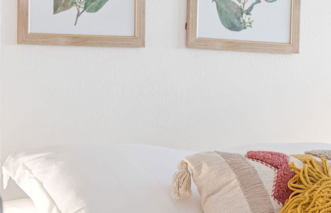 Lovely 2 BR Condo in Sailboat Bend - Photo 7