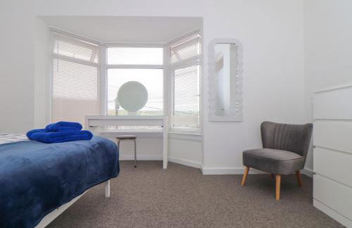 Small Hillman - Photo 12