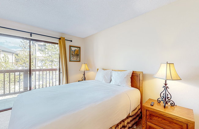 Pine Ridge Condominiums - Photo 15