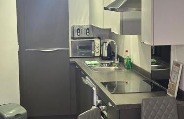 1BR Hideaway Near NEC & Resorts World - Ideal for Travelers - Foto 26