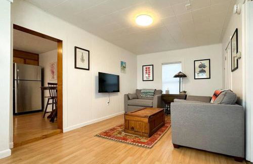 Whimsical apartment near downtown Winooski - Foto 9