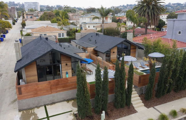 Hamilton I & II by Avantstay Modern 6 BDR w/ Spa & Rooftop Patio - Foto 2