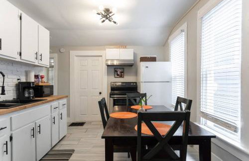 3 bed 2 Bath Walk to Fountain Square, Pet Friendly - Foto 2