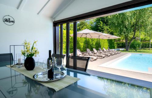 Villa Bella, villa with heated Pool - Foto 2