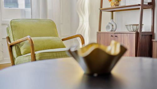 2BR Downtown Gem with Arcade games! - Sleeps 7 - Near Convention Center - Stadium - Foto 3