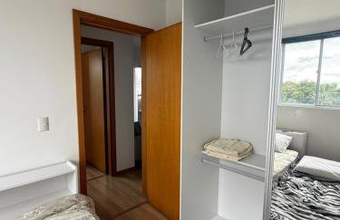 Apto novo completo - localização privilegiada - Foto 2