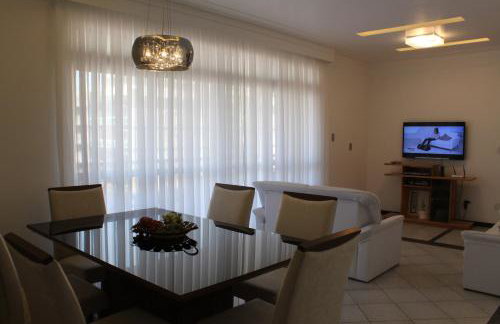 Apto Praia do Forte - Excelente localização - Foto 3