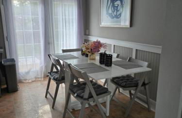 Entire Saratoga Springs Rental House For You! Walk to Racecourse and Close to Downtown and SPAC!! - Foto 12