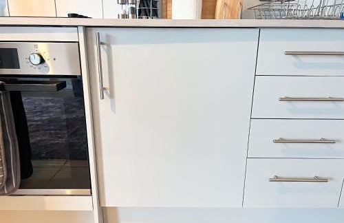 Beach Court Ground Floor - Cosy Apartment with Sea Views - Photo 17