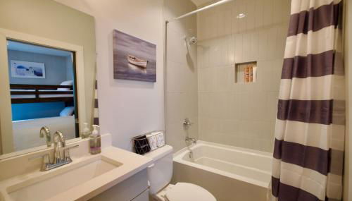 Luxury Townhome Skyline Views Mins To DT - Foto 2