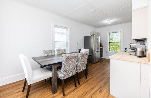 2 kitchens Perfect For Groups 4BR 2BA Near Assembly and Boston - Foto 7