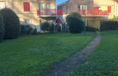 Charmant T2 rénové avec balcon, proche plage et commerces - Foto 16