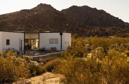 Neutra Home Joshua Tree Luxury Retreat Pool and Spa - Foto 4
