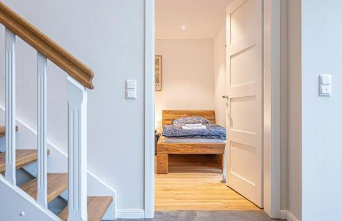 Traditional Architecture Meets Modern Design - Photo 10