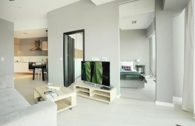 Sky Tower Apartments - Photo 9