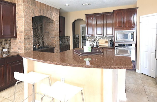 6Bdrm 4.5Bath 8Beds - HOME BIG AS TEXAS - Foto 15